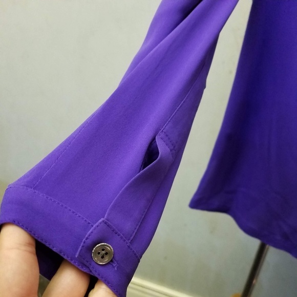 SOLD *** Halston Heritage purple top (G18) - Picture 4 of 8
